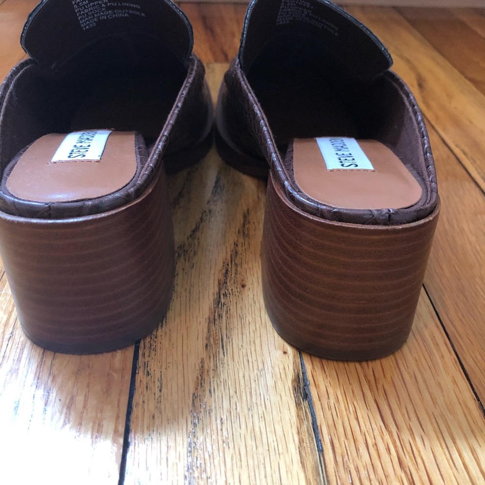 Clogs - Picture 8 of 8